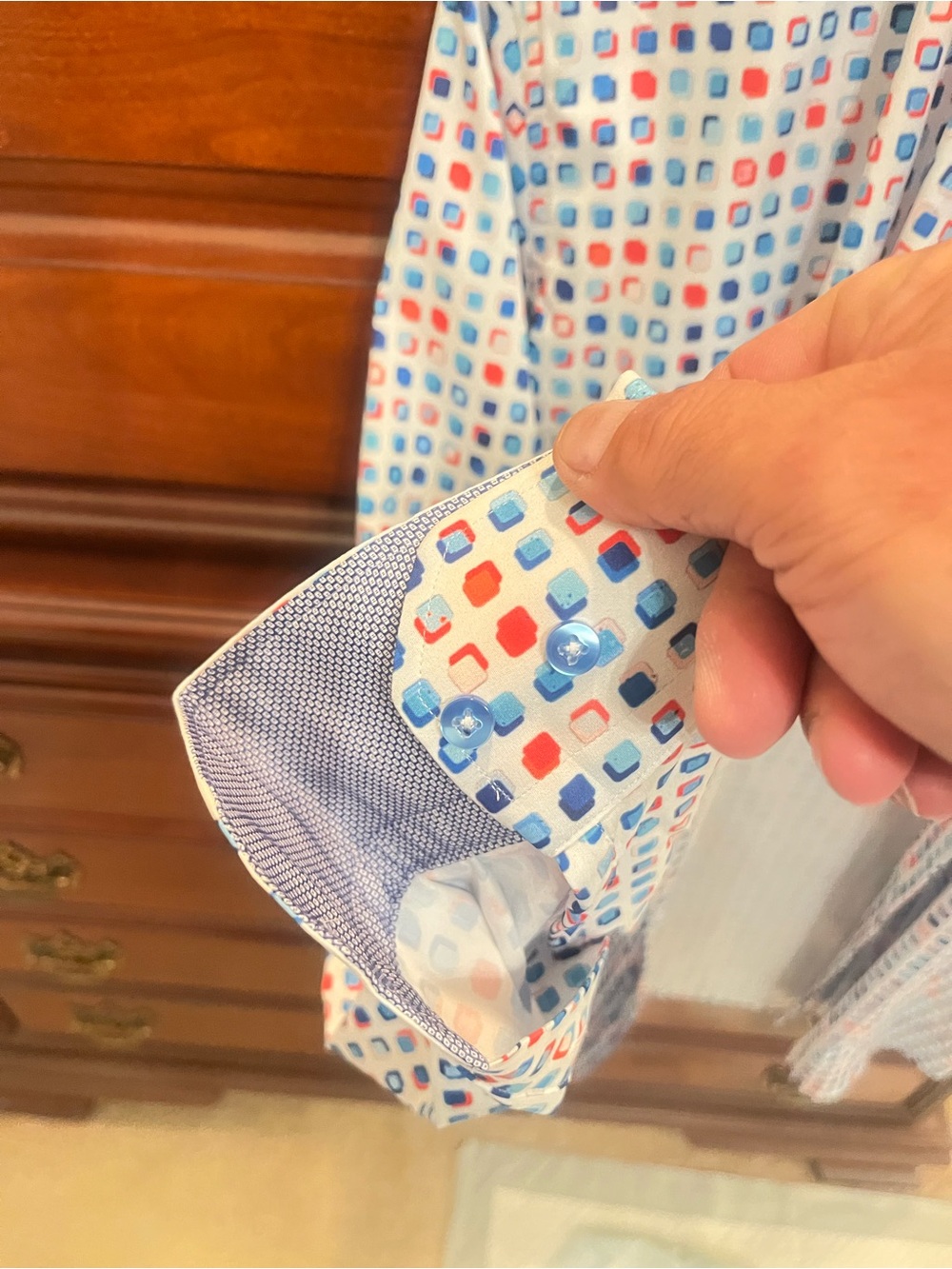 Like new Italian Mizini Modern Fit White Button-Up Shirt with Blue & Red Print L - Picture 4 of 4